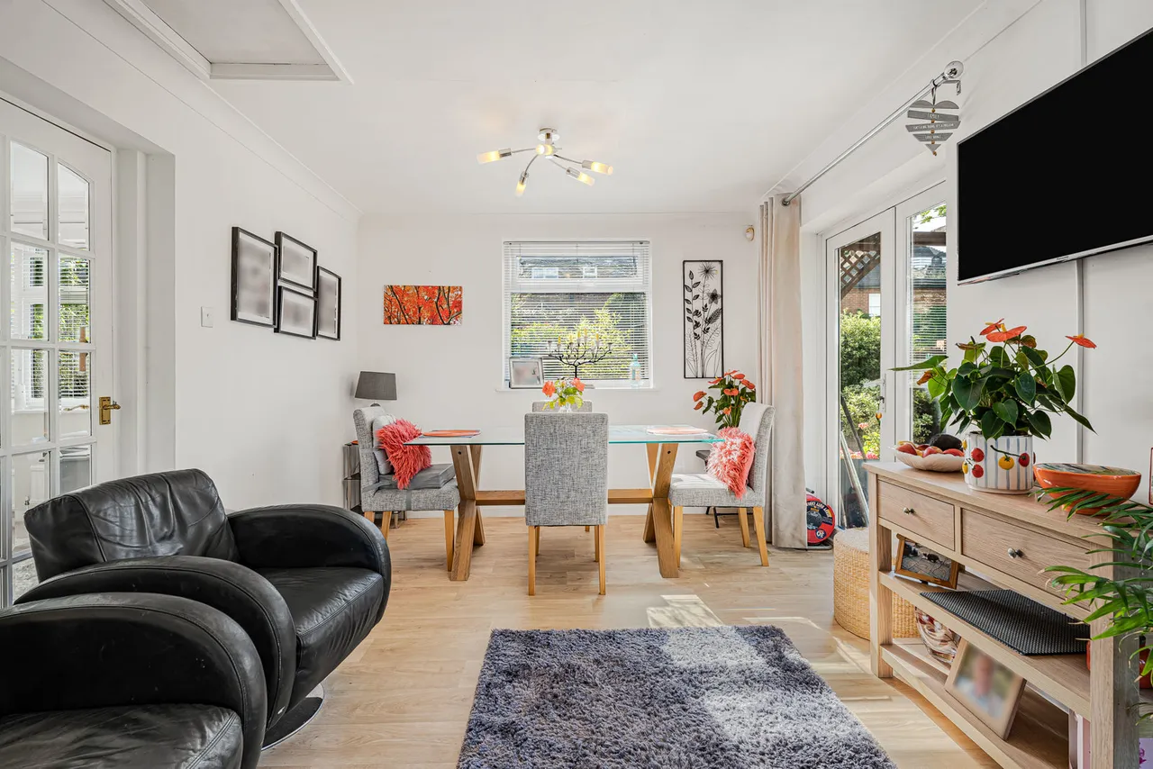 Middle Hill, Egham, TW20, photo 10