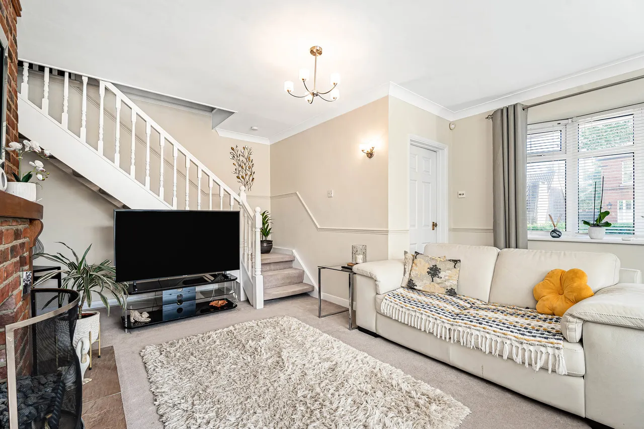 Middle Hill, Egham, TW20, photo 13