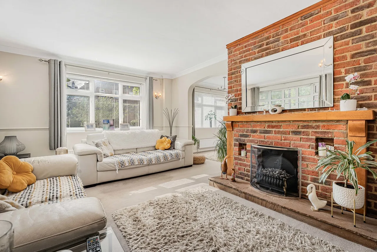 Middle Hill, Egham, TW20, photo 15
