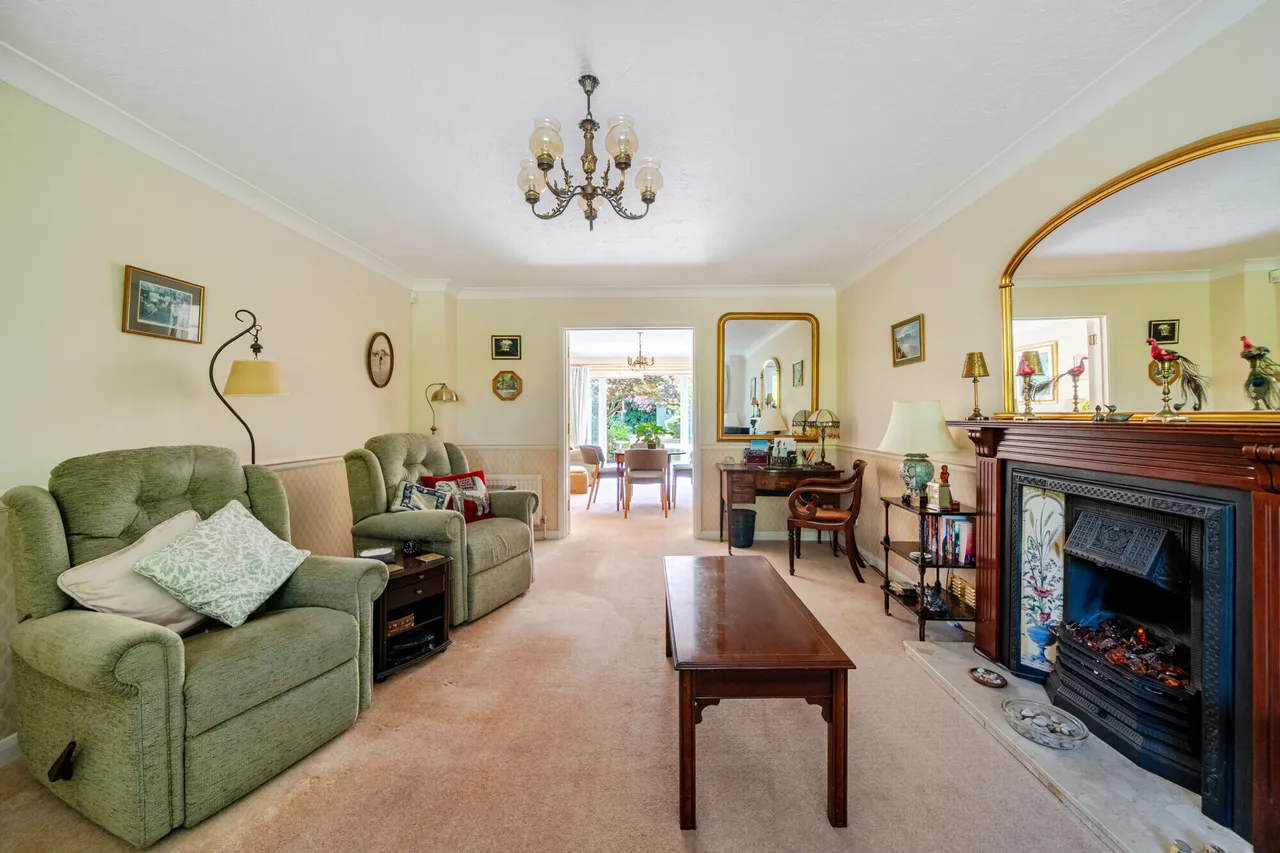 Crabtree Lane, Headley, GU35, photo 6