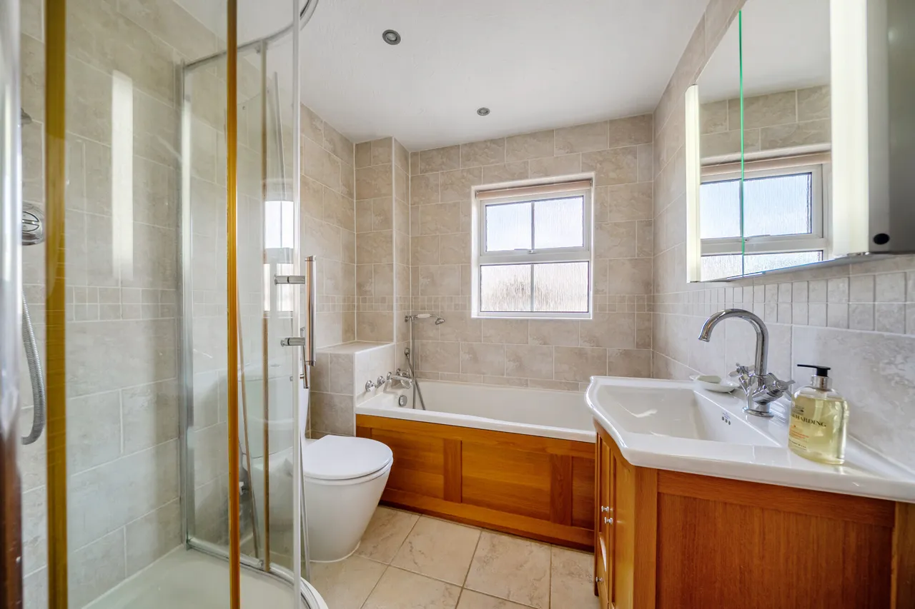 Crabtree Lane, Headley, GU35, photo 12