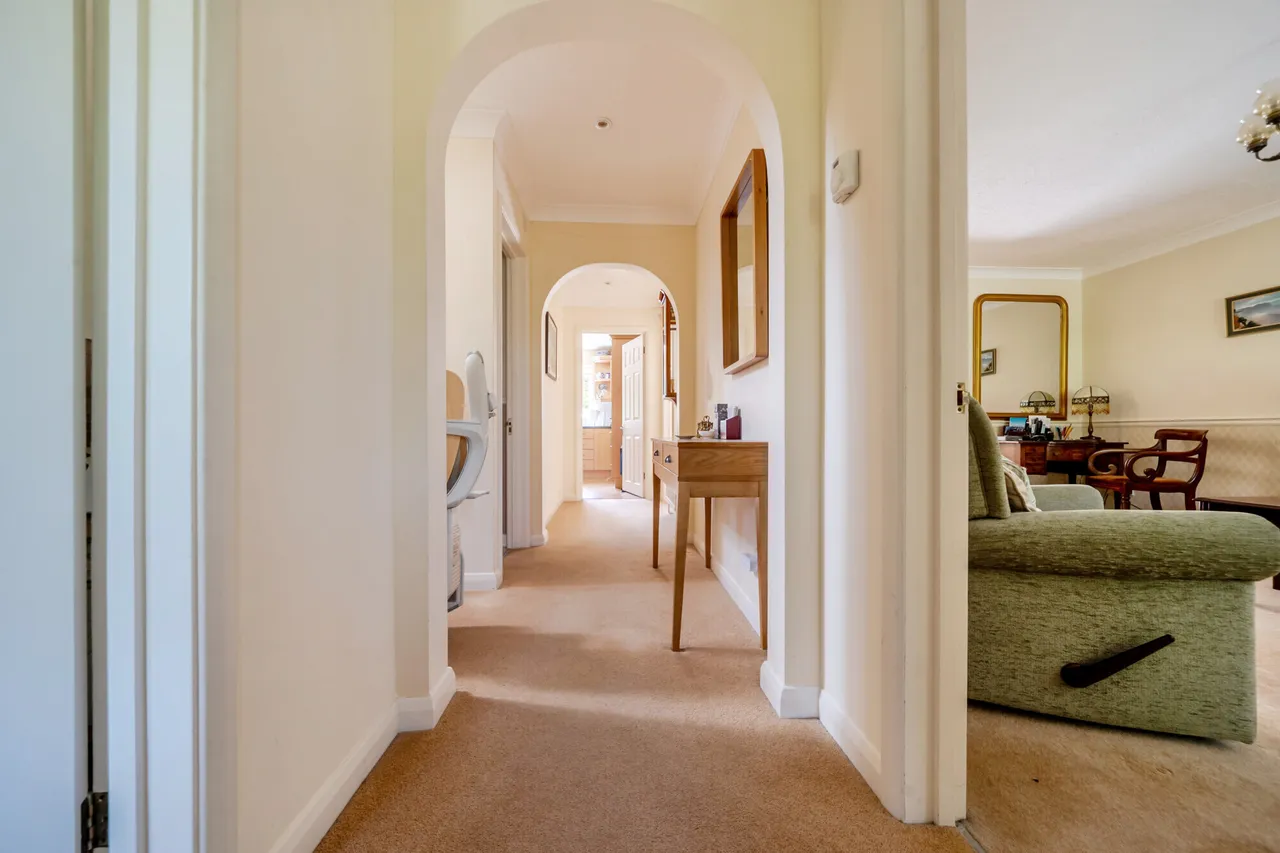 Crabtree Lane, Headley, GU35, photo 5