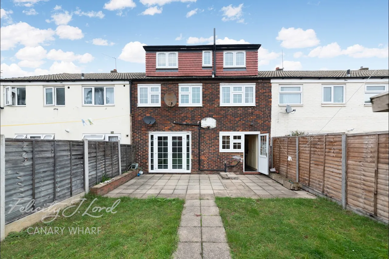 6 bed flat for sale, Adamson Road, London