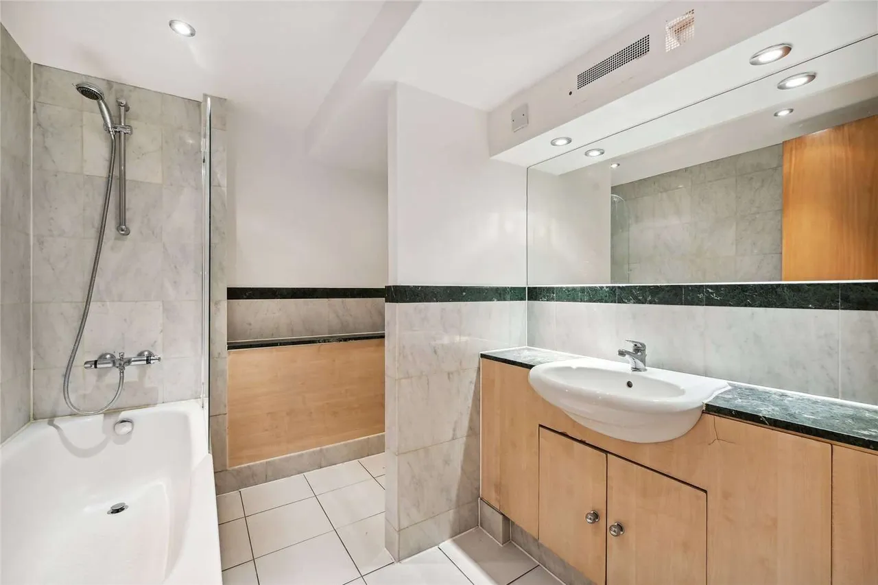 Chicheley Street, County Hall, SE1, photo 8