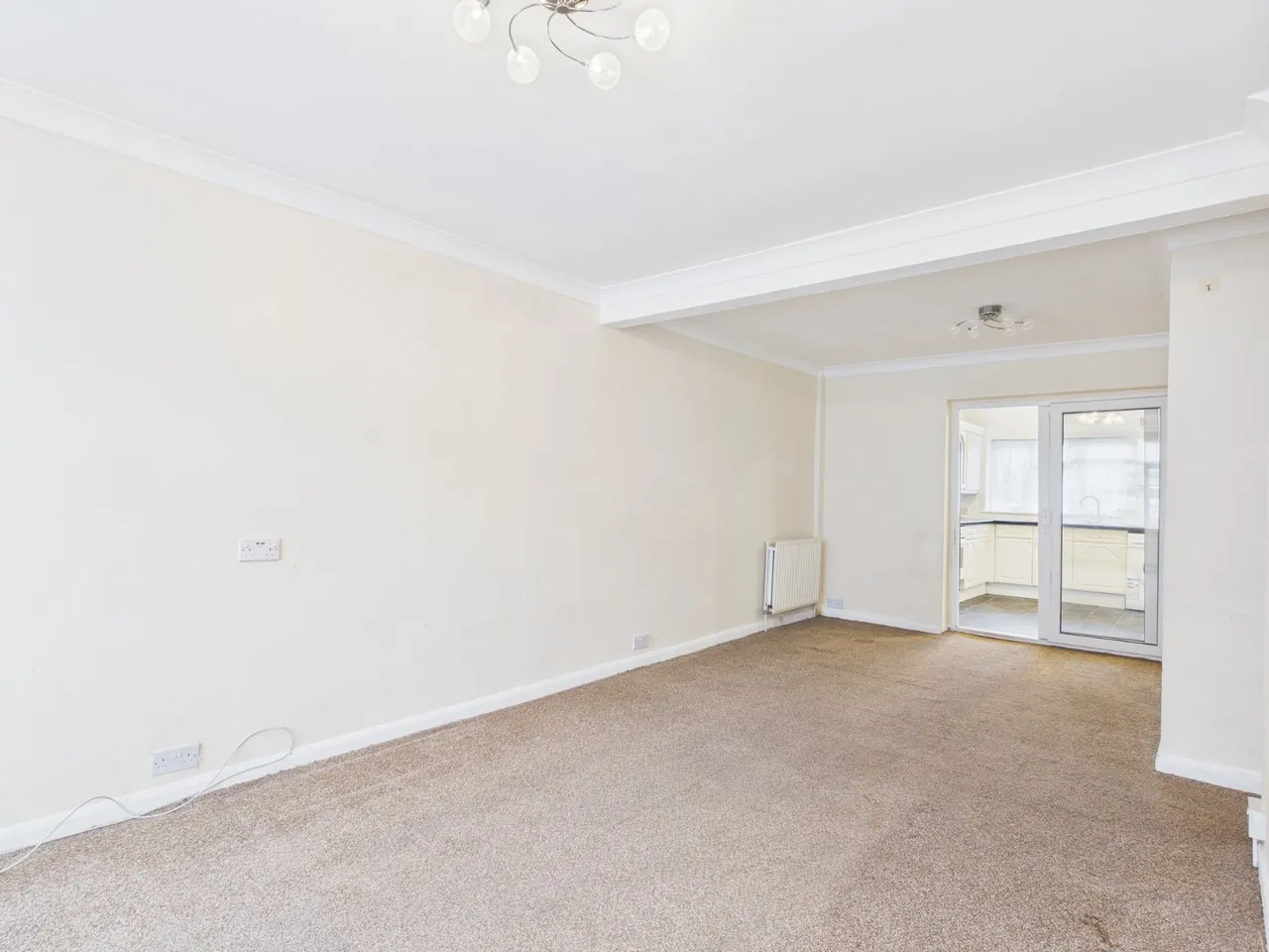 Ravensbourne Avenue, Stanwell, TW19, photo 6