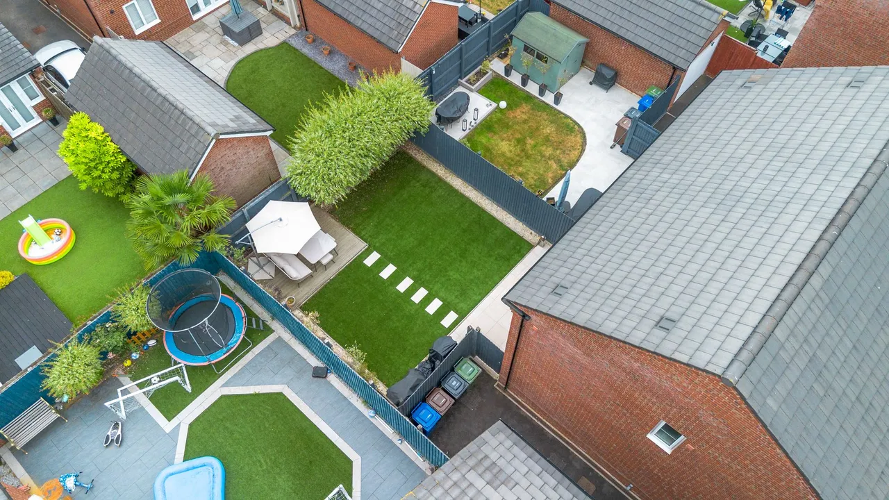 Lowes Fold, Lowton, Warrington, Warrington, WA3 2XD, photo 18