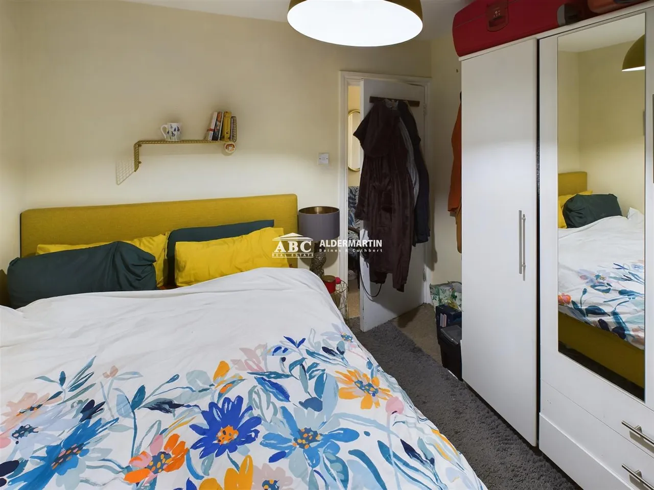 Sunny Gardens Road, London, photo 8