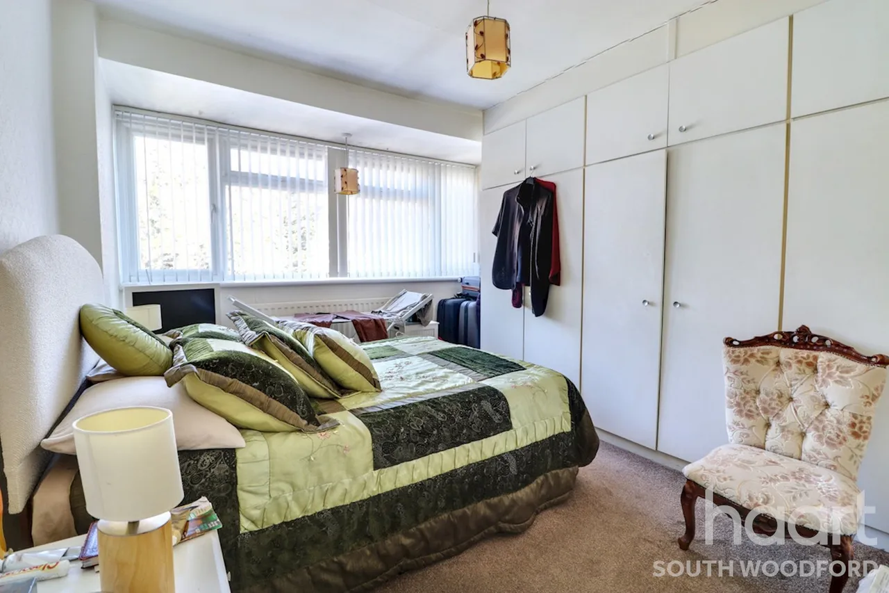 Southend Road, Woodford Green, IG8, photo 14