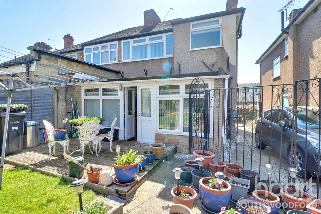 Southend Road, Woodford Green, IG8, photo 20