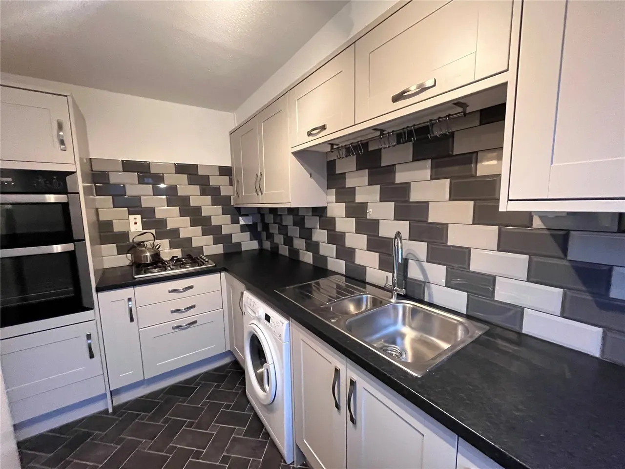 Mayfair Gardens, Ponteland, Newcastle upon Tyne, Northumberland, NE20, photo 5