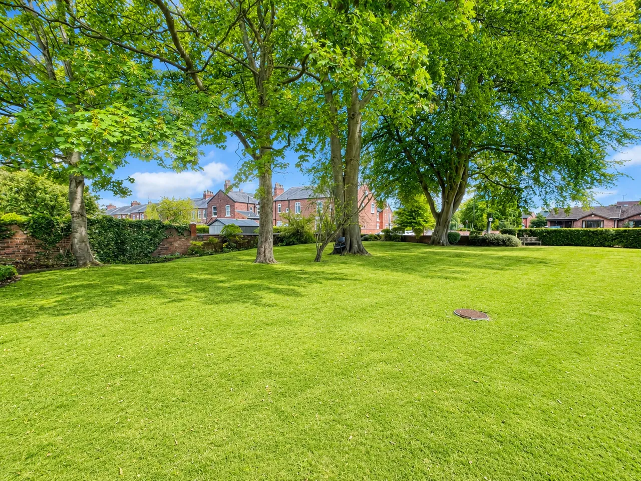 Plumley Close, SK3, photo 14