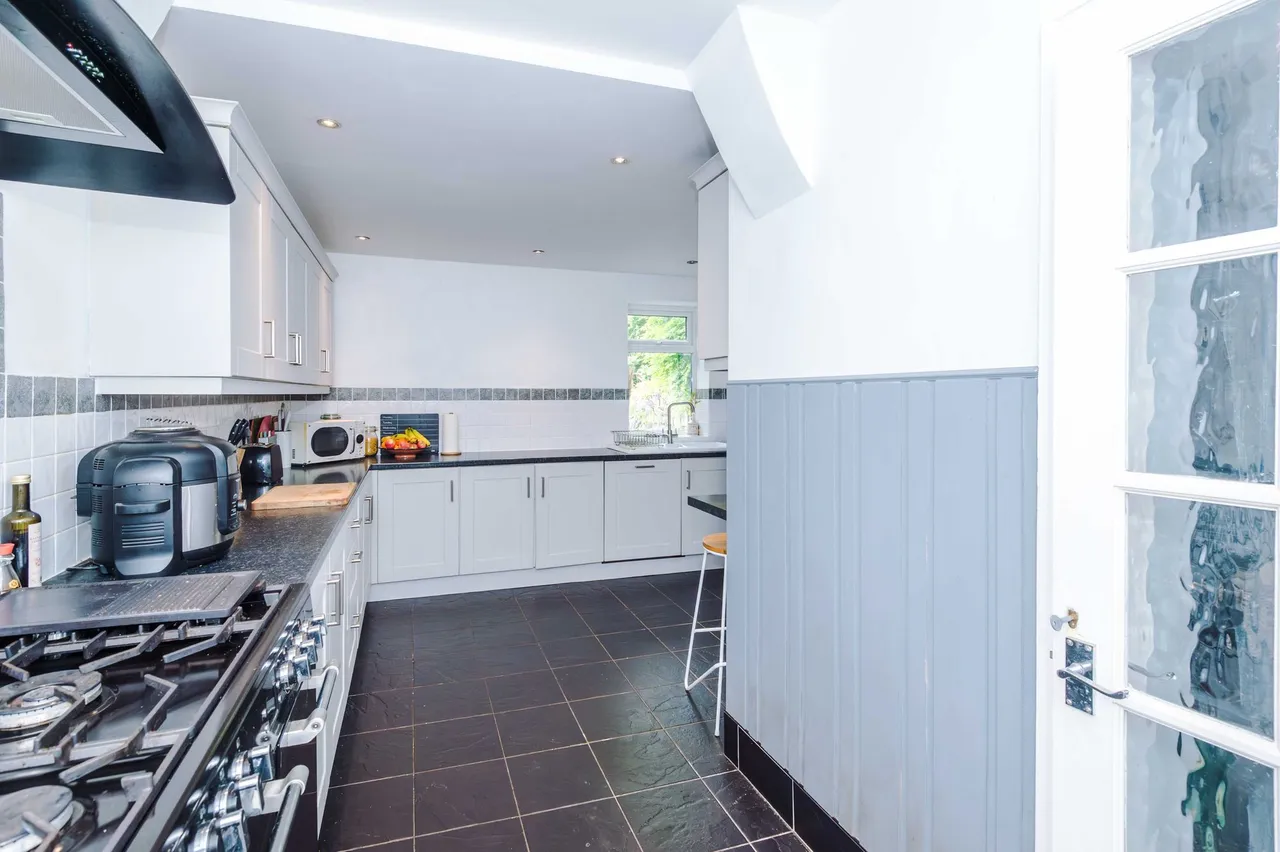Thelwall New Road, Thelwall, Warrington, Warrington, WA4 2HR, photo 9