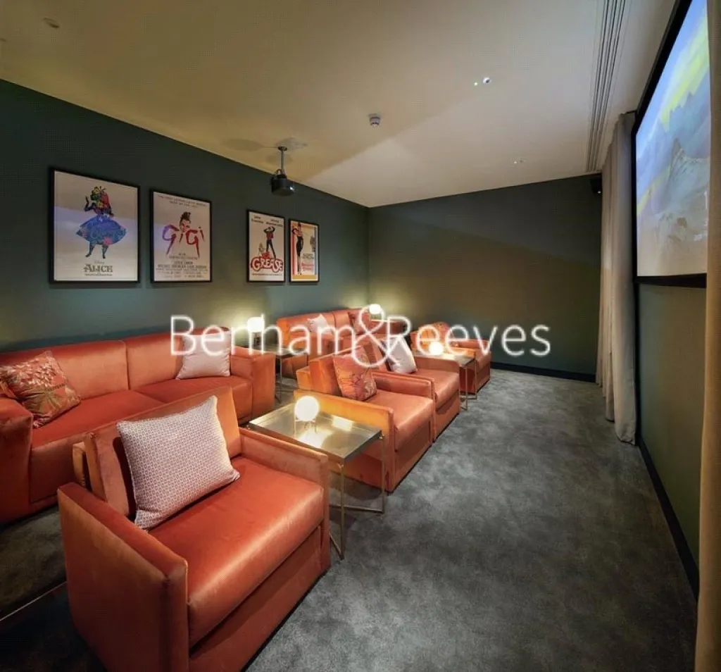 Cedrus Avenue, Southall, UB1, photo 19