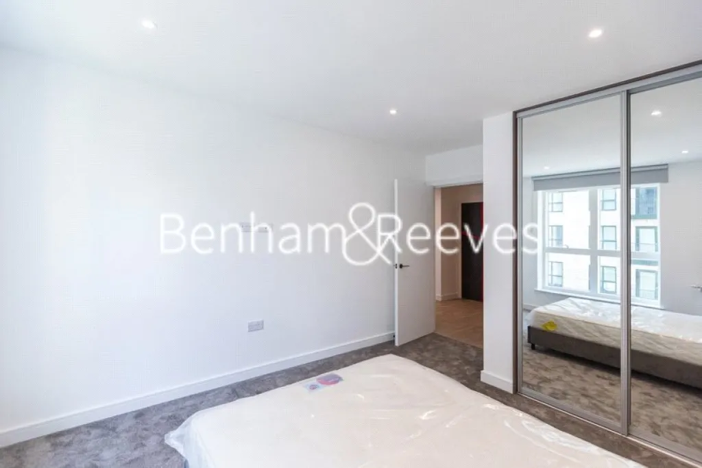 Cedrus Avenue, Southall, UB1, photo 12