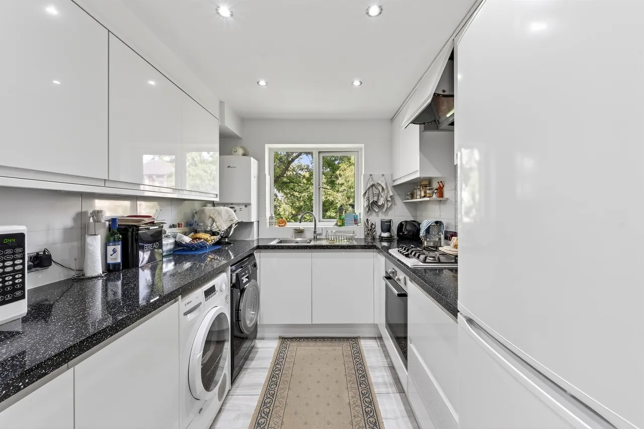 Surbiton Hill Park, Surbiton, KT5, photo 4