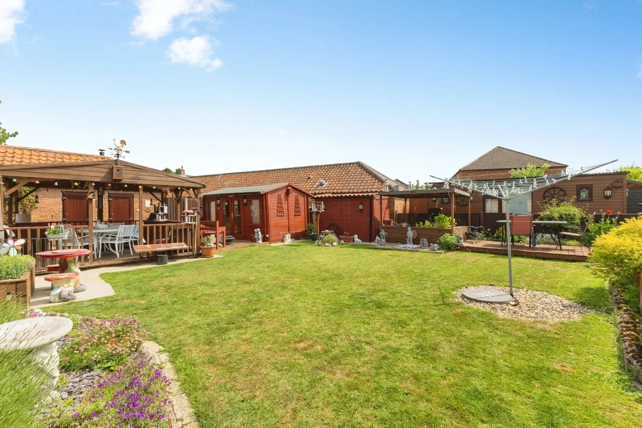 Dereham Road, Watton, Norfolk, IP25, photo 31