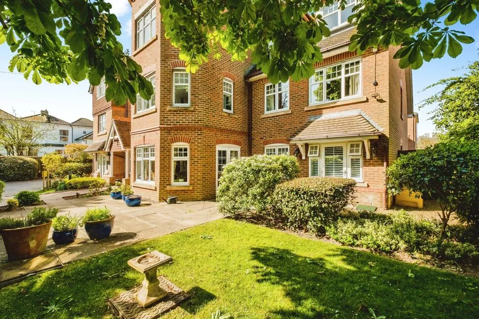2 bed flat for sale — Wordsworth Road, Worthing, West Sussex, BN11