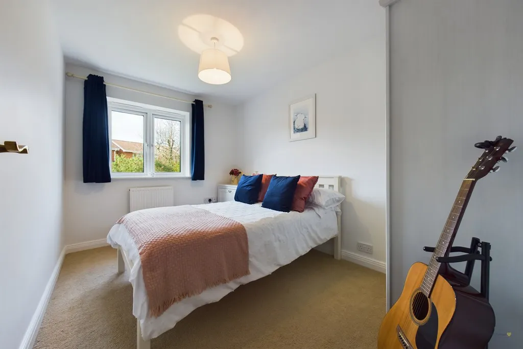 Oakover Close, Uttoxeter, photo 29