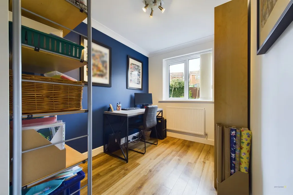 Oakover Close, Uttoxeter, photo 6