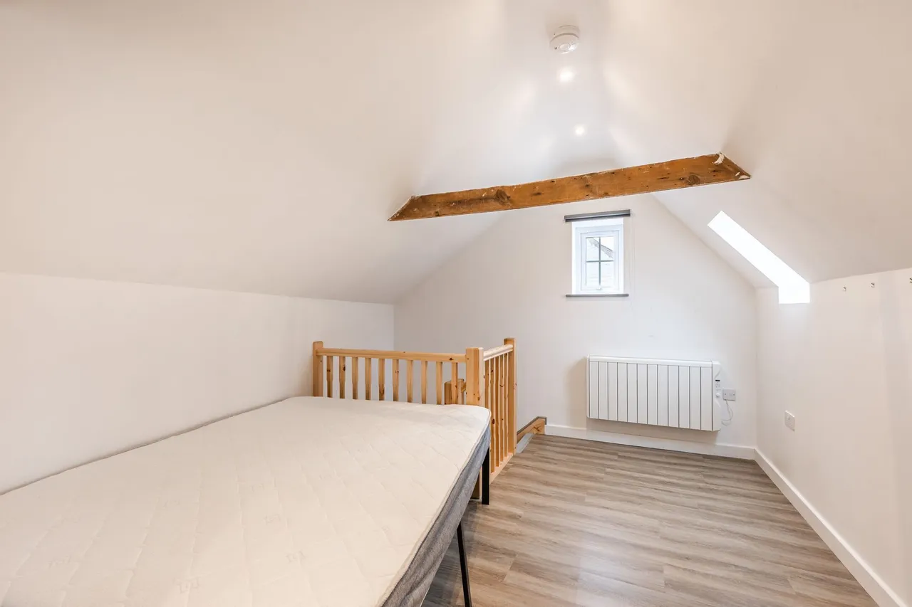 Charming Detached Cottage with Barn i, photo 17