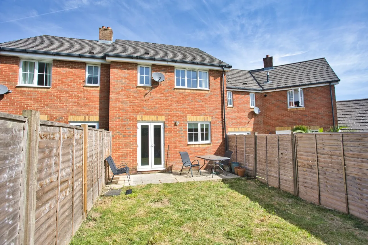 Storey Crescent, Hawkinge, CT18, photo 11