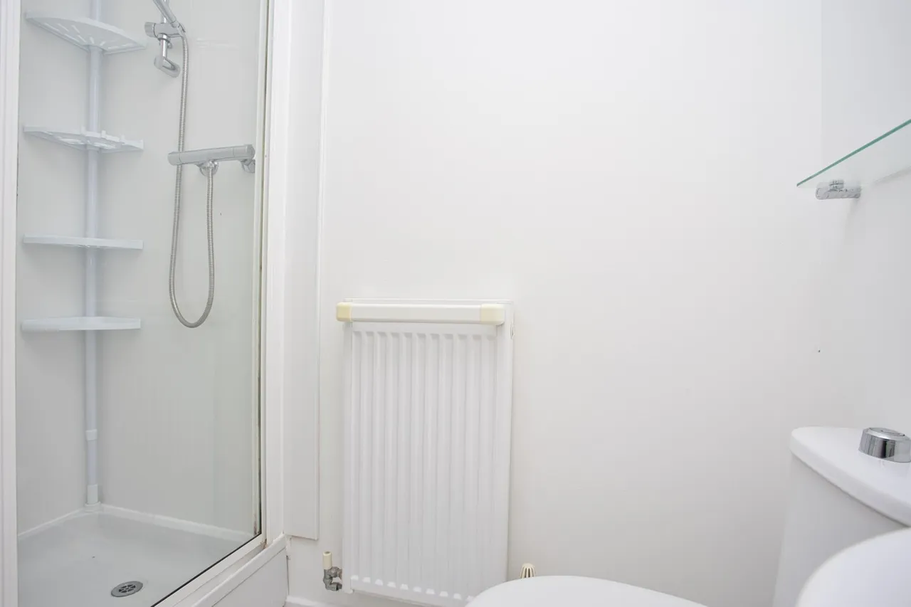 Storey Crescent, Hawkinge, CT18, photo 7