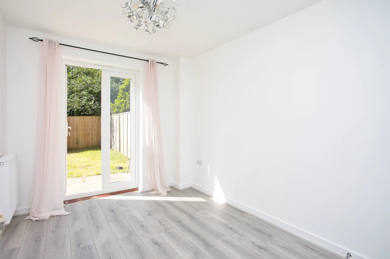 Storey Crescent, Hawkinge, CT18, photo 4