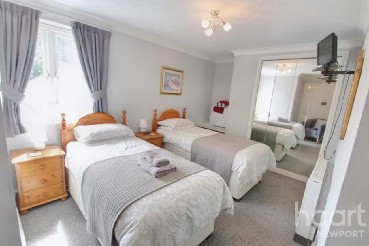 Bassaleg Road, Newport, NP20, photo 11