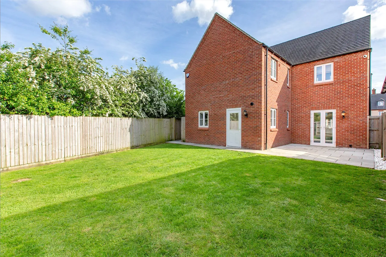 Blackhorse Drive, Old Stratford, MK19, photo 2