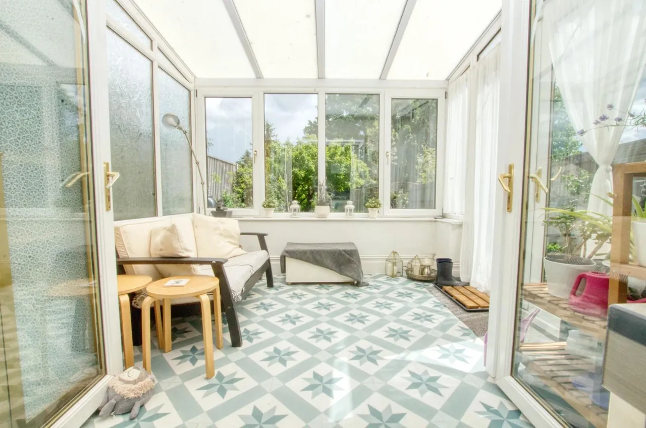 Manor Farm Road, Bitterne Park, Southampton, SO18 1NY, photo 6