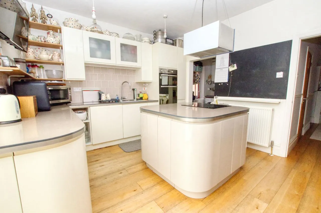 Manor Farm Road, Bitterne Park, Southampton, SO18 1NY, photo 7