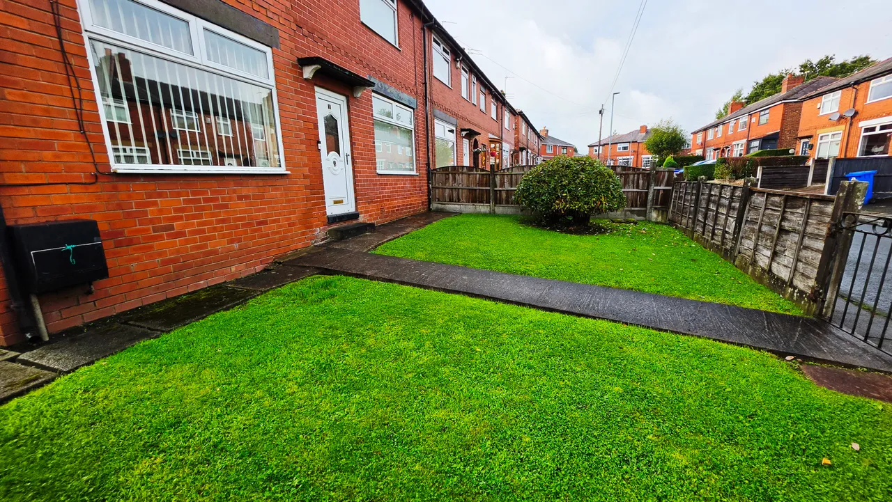 Kipling Avenue, Droylsden, M43, photo 19