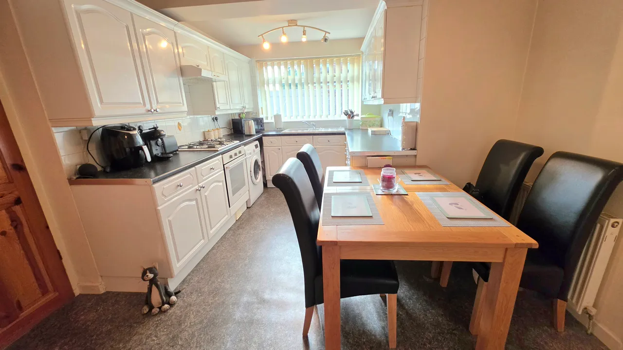 Kipling Avenue, Droylsden, M43, photo 3
