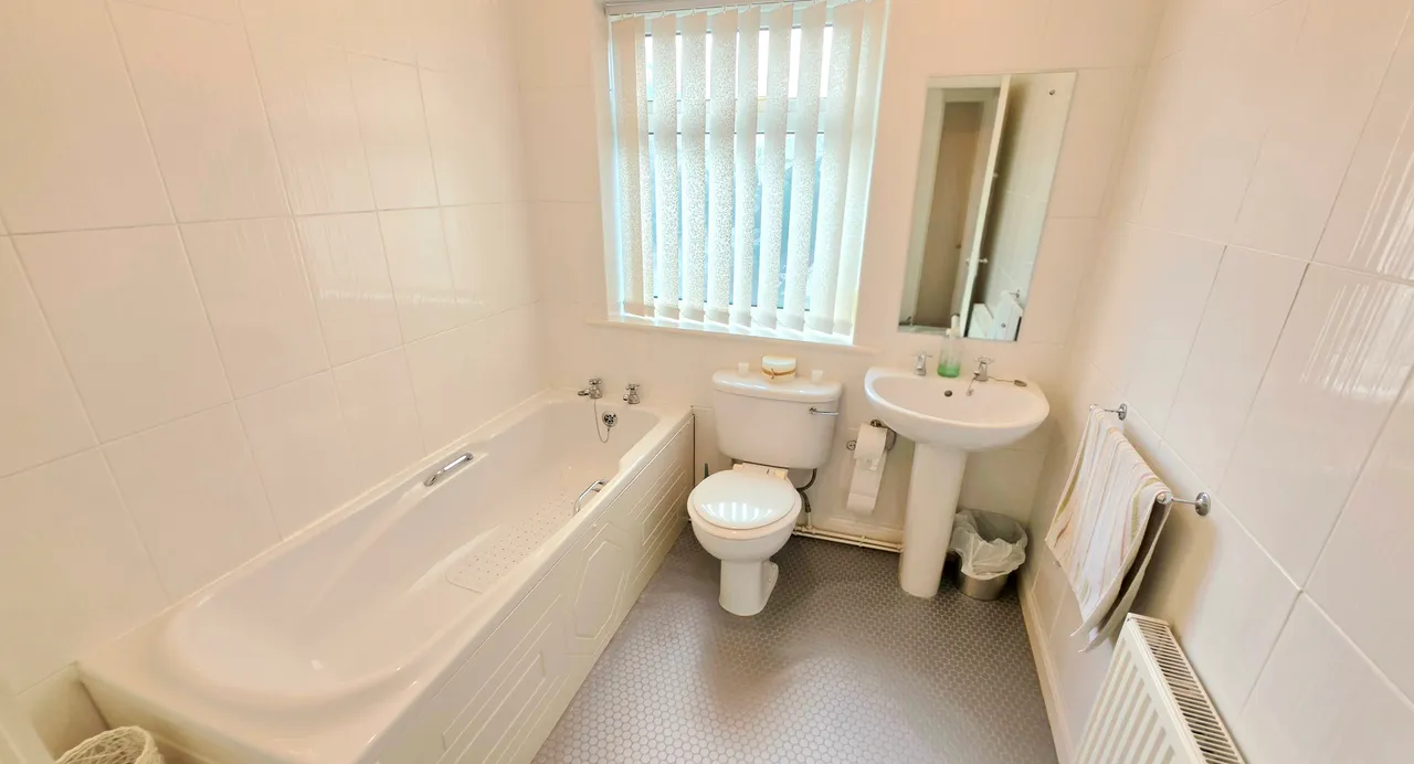 Kipling Avenue, Droylsden, M43, photo 16