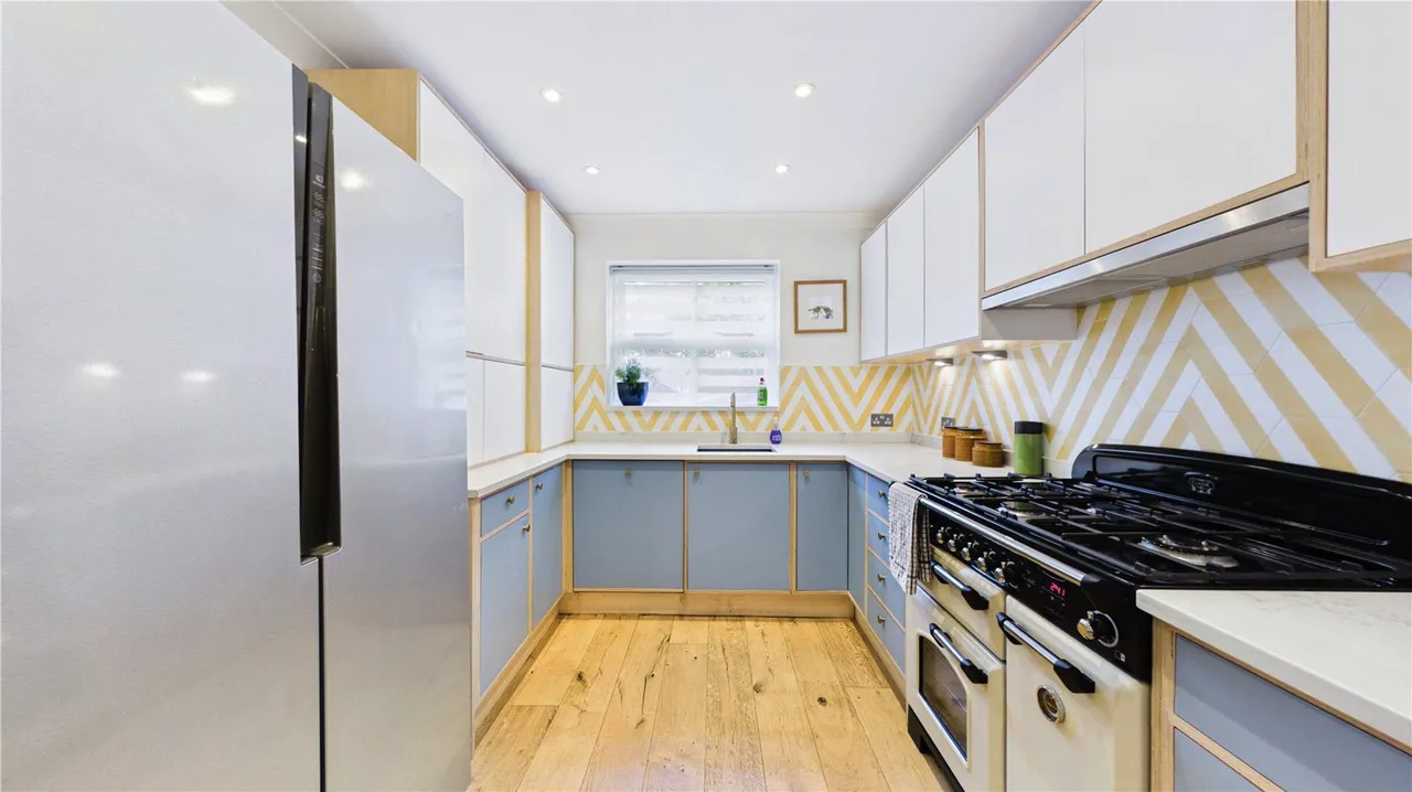 Langley Lane, SW8, photo 22