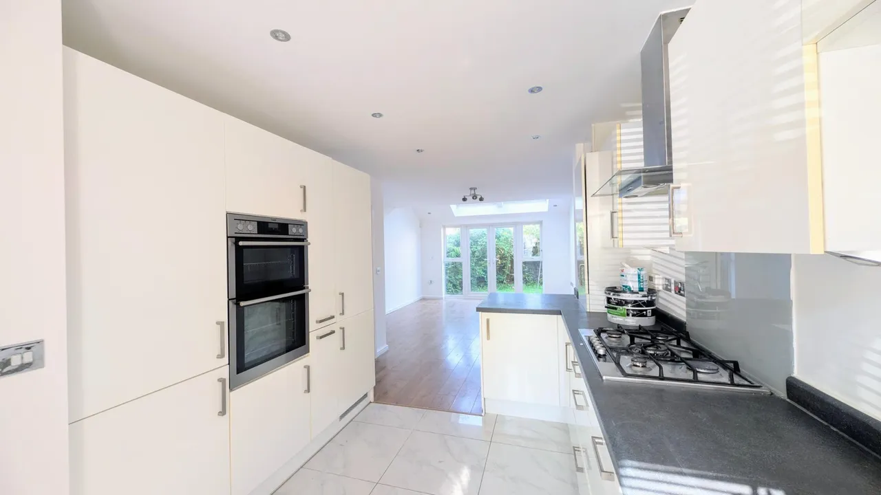 Stephenson Grove, Rainhill, L35, photo 2