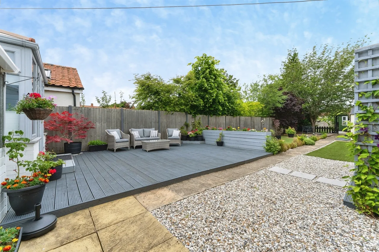 School Lane, Northwold, Thetford, photo 3