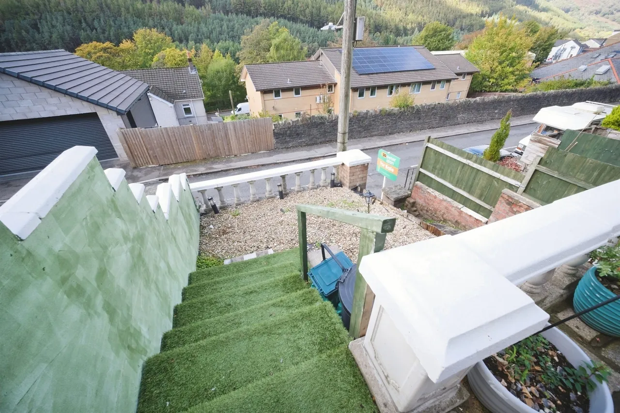Richmond Road, Abertillery, NP13, photo 21