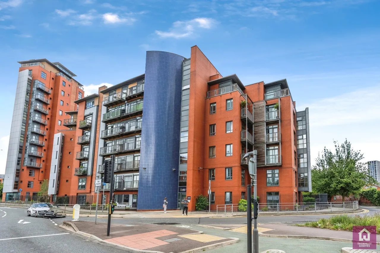 2 bed flat for sale, Blantyre Street, Castlefield, M15