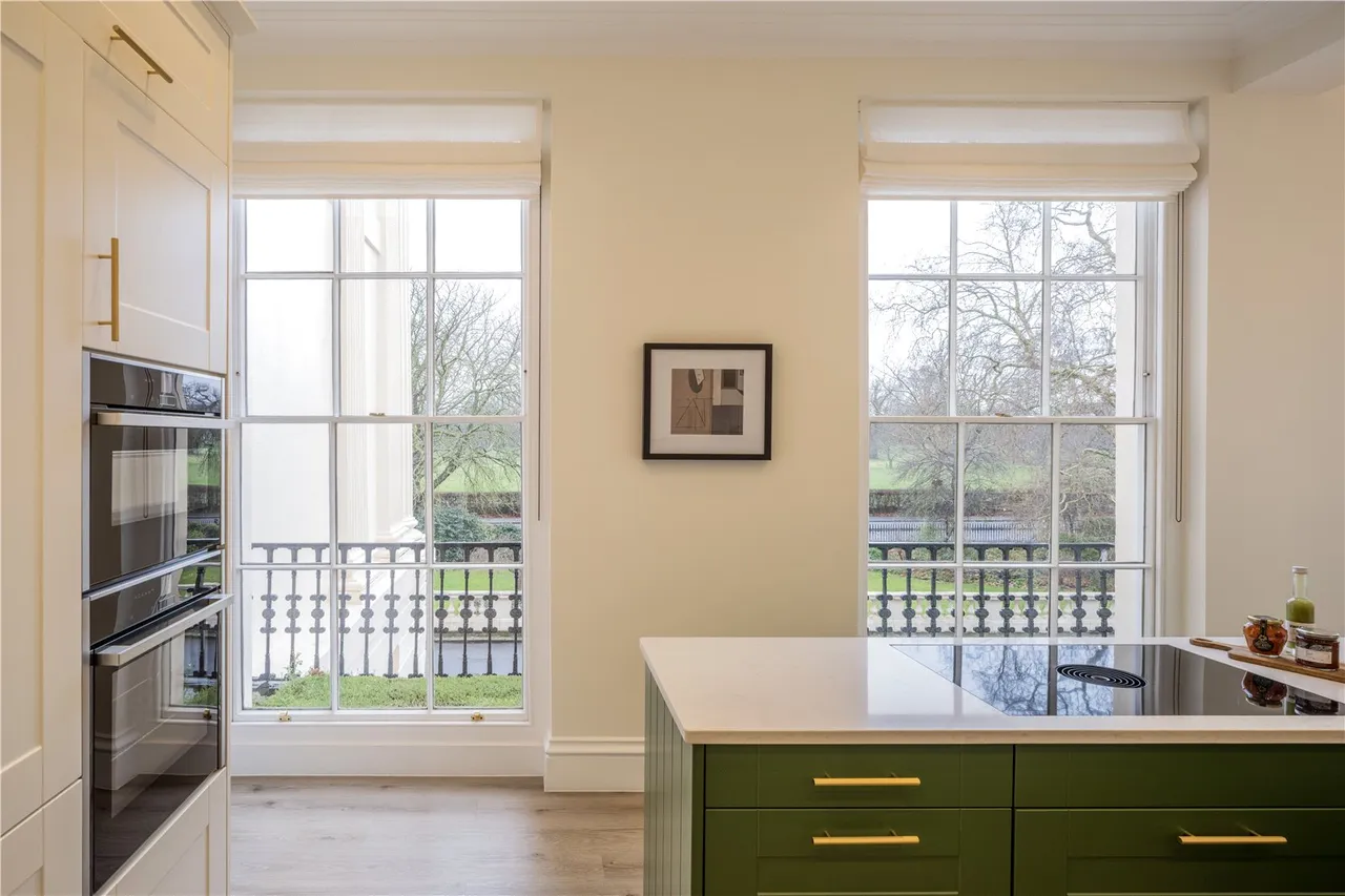 Cumberland Terrace, Regent's Park, London, NW1 4HP, photo 11
