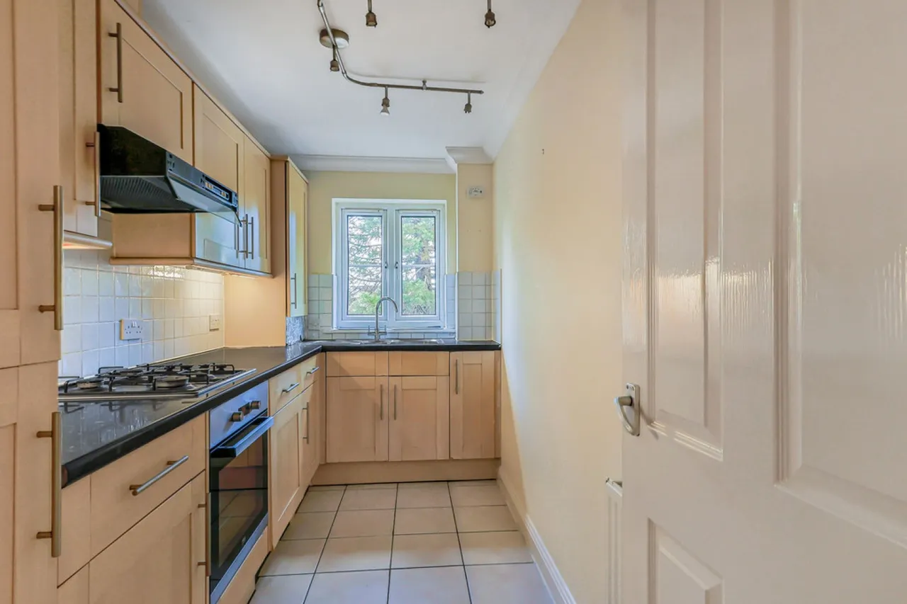Norwich Avenue West, Bournemouth, BH2, photo 3