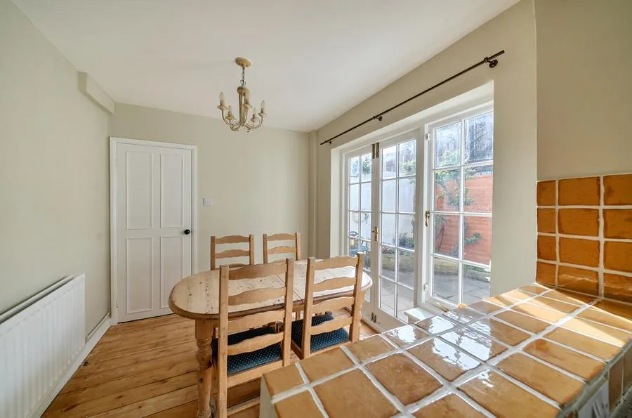 Russell Street, Windsor, SL4, photo 16