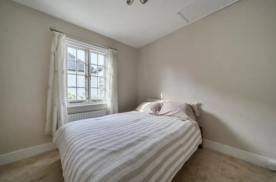Russell Street, Windsor, SL4, photo 18
