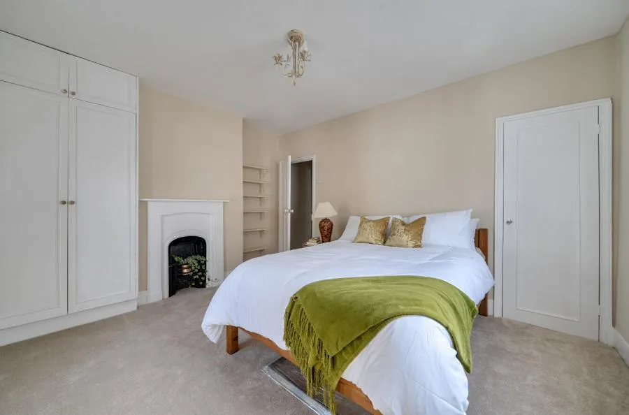 Russell Street, Windsor, SL4, photo 8