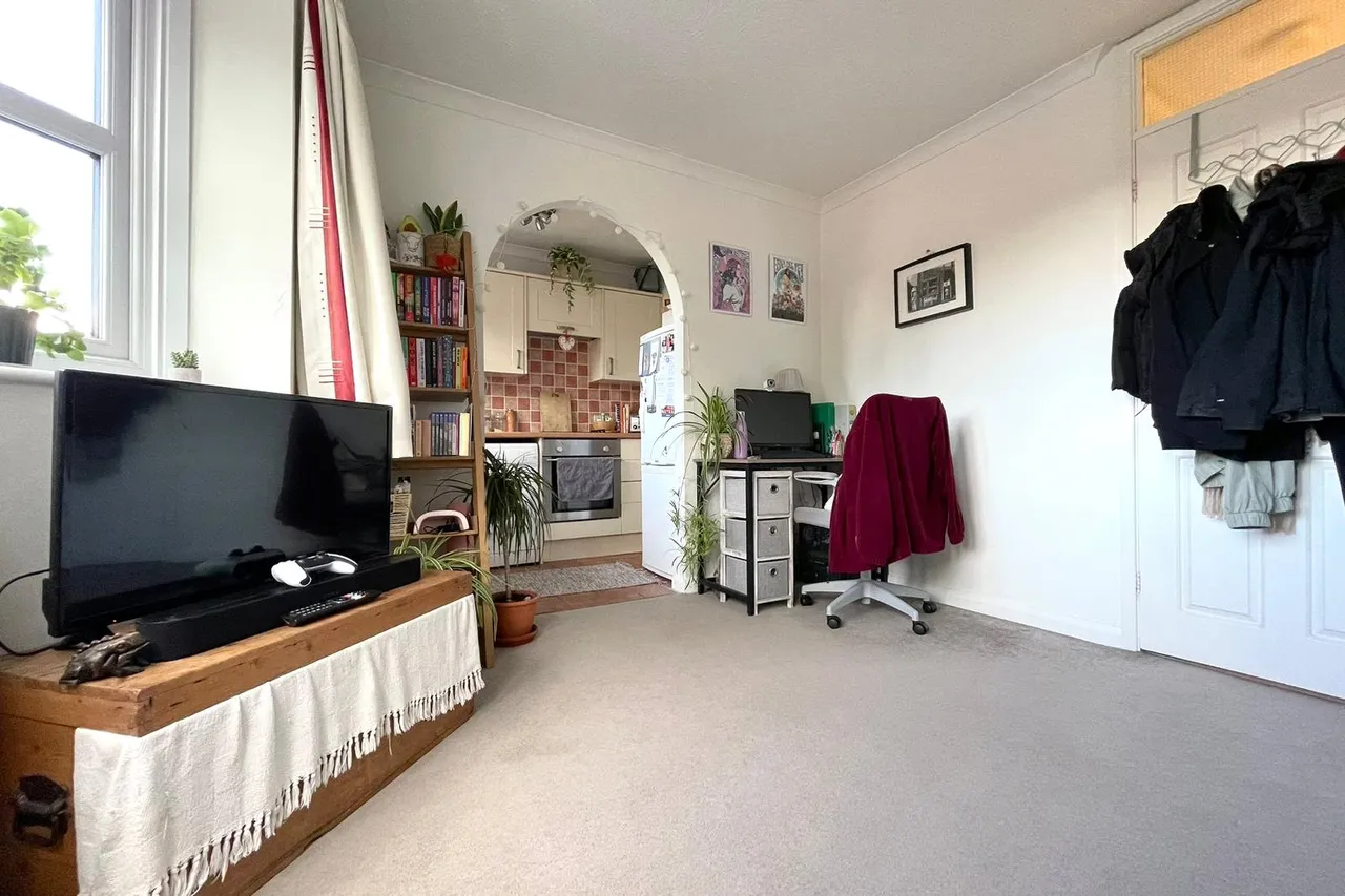 St. Georges Road, Aldershot, Hampshire, GU12 4JD, photo 2