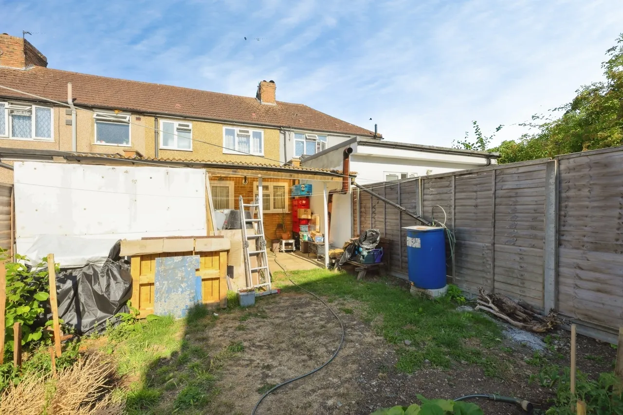 Aldridge Avenue, ENFIELD, Middlesex, EN3, photo 14