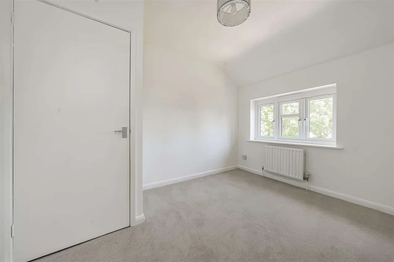Dedworth Road, Windsor, SL4 4JL, photo 5