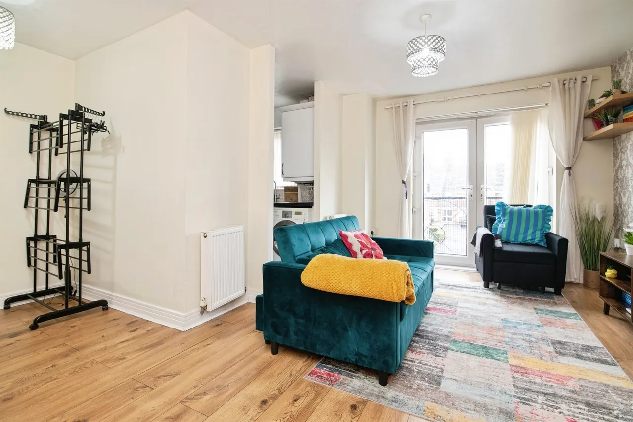 Sandringham Court, Great Barr, Birmingham, photo 2