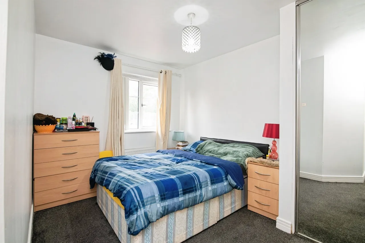 Sandringham Court, Great Barr, Birmingham, photo 5