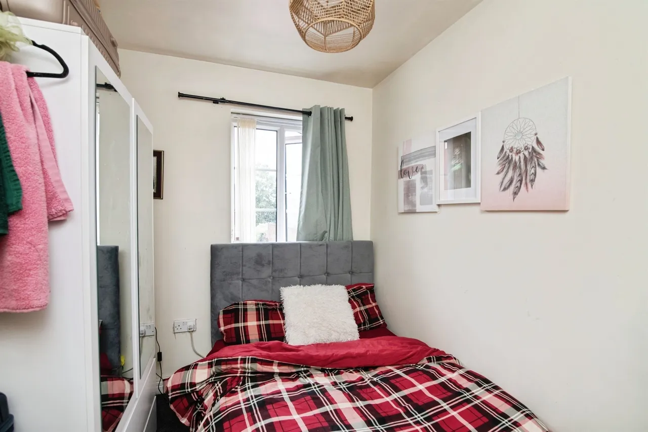 Sandringham Court, Great Barr, Birmingham, photo 6